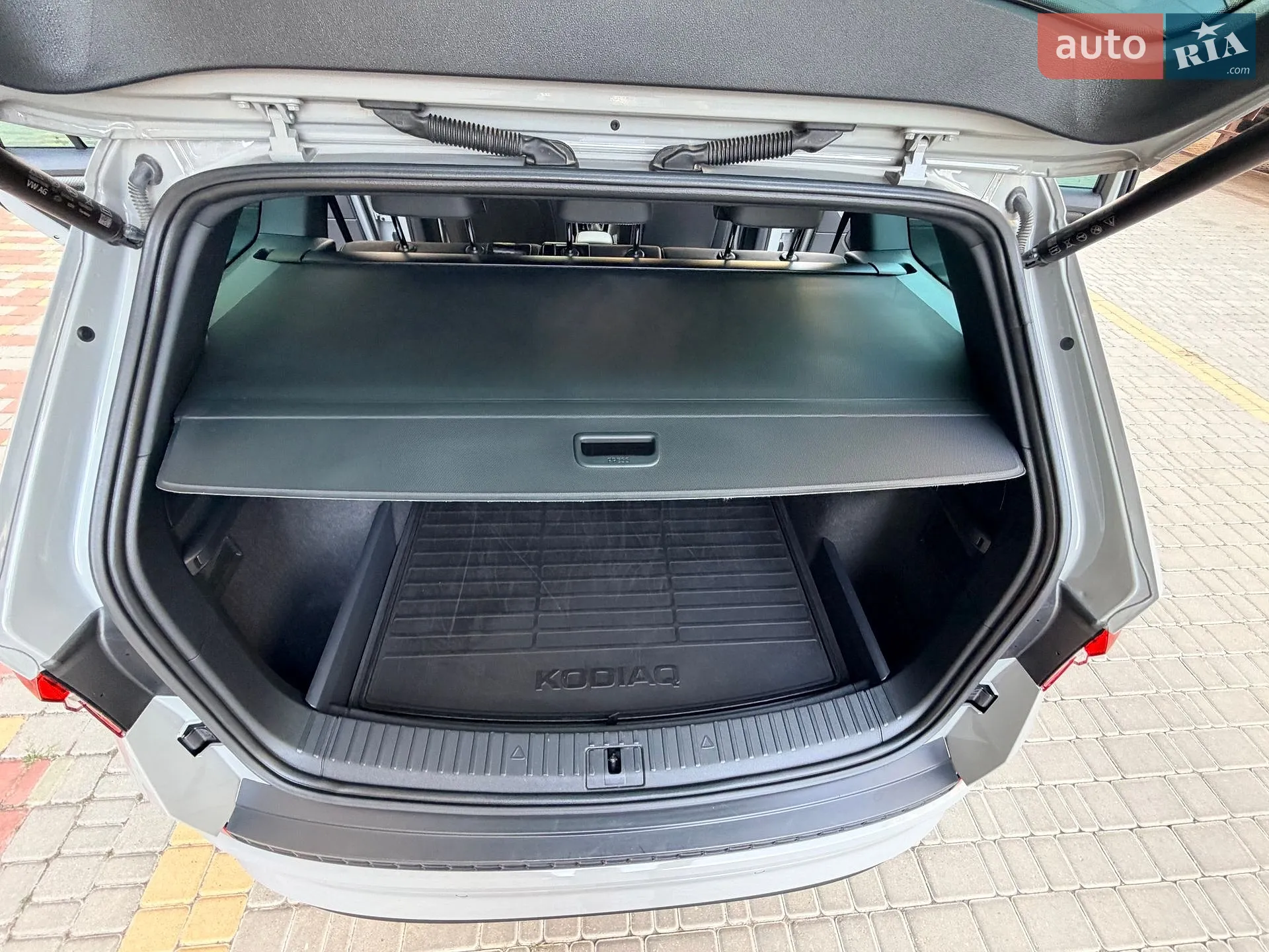 Skoda Kodiaq 2024 VIN TMBLN6NS6RB400996 фото оголошення 36 з 93