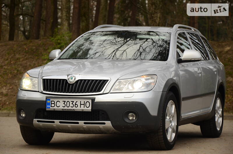 Универсал Skoda Octavia Scout 2011 в Дрогобыче