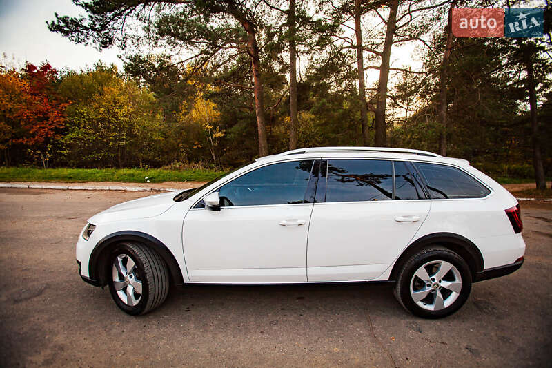 Универсал Skoda Octavia Scout 2017 в Львове