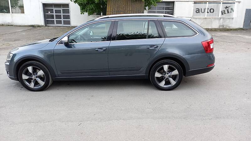 Универсал Skoda Octavia Scout 2016 в Каменец-Подольском