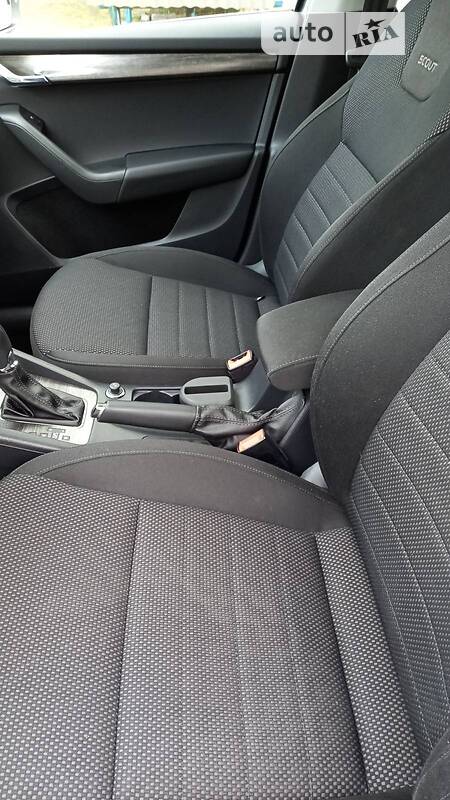 Универсал Skoda Octavia Scout 2016 в Каменец-Подольском