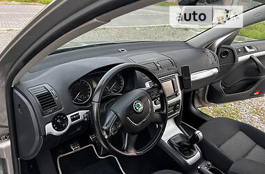 Универсал Skoda Octavia Scout 2010 в 