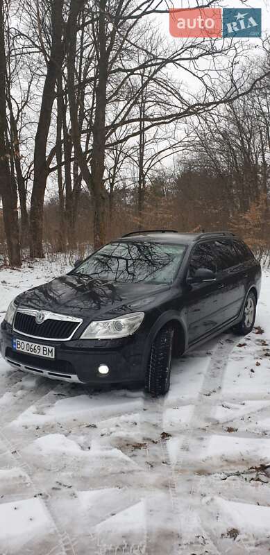 Универсал Skoda Octavia Scout 2011 в Бучаче
