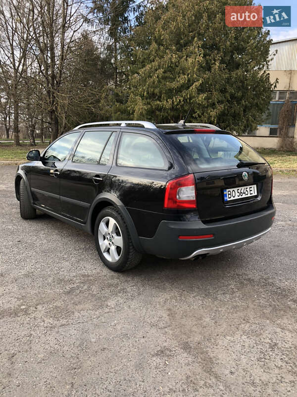 Универсал Skoda Octavia Scout 2011 в Бродах