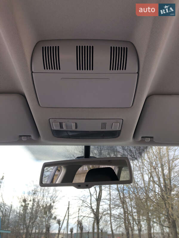 Универсал Skoda Octavia Scout 2011 в Бродах