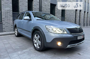 Универсал Skoda Octavia Scout 2010 в Каменском