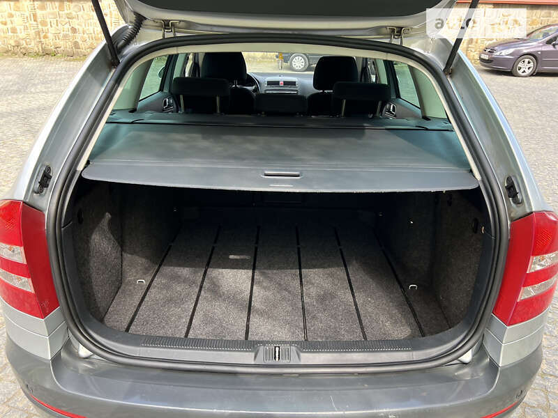 Універсал Skoda Octavia Scout 2008 в Чернівцях