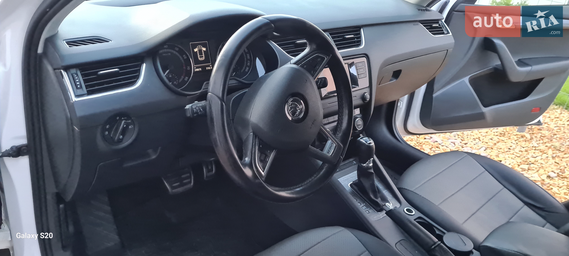 2015 Skoda Octavia - мініатюра 9