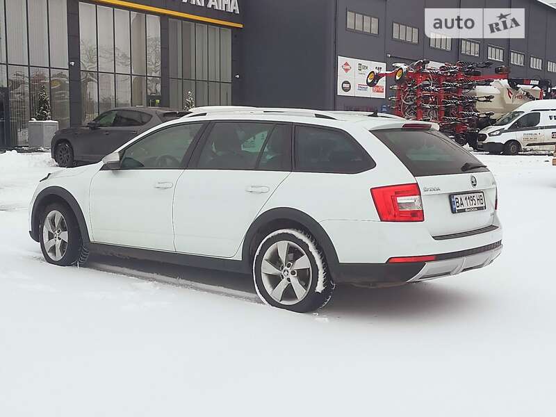 Универсал Skoda Octavia Scout 2017 в Новомиргороде