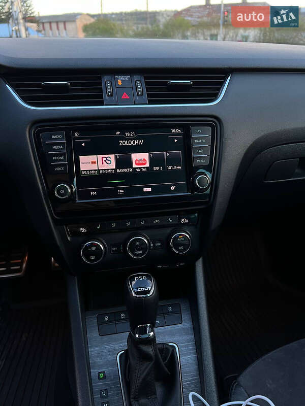 Универсал Skoda Octavia Scout 2017 в Золочеве