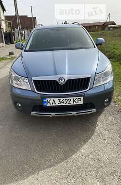 Универсал Skoda Octavia Scout 2011 в Ужгороде