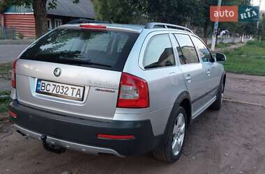Универсал Skoda Octavia Scout 2009 в 