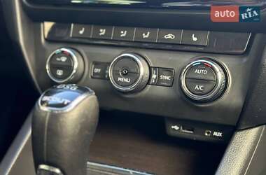 Универсал Skoda Octavia Scout 2017 в 