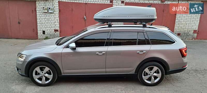 Универсал Skoda Octavia Scout 2017 в Харькове