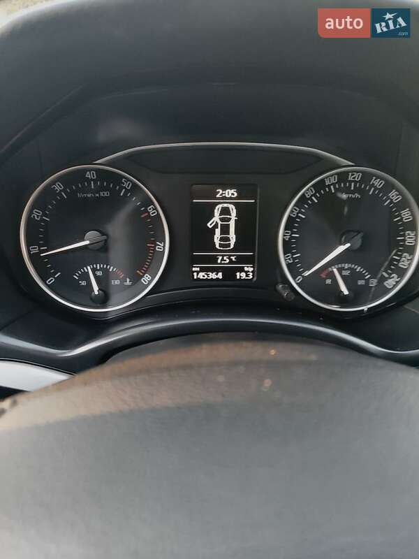 Универсал Skoda Octavia Scout 2010 в Ровно