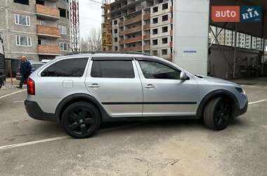 Универсал Skoda Octavia Scout 2009 в Киеве