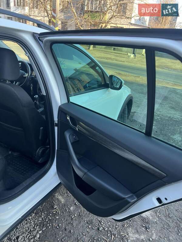 Універсал Skoda Octavia Scout 2014 в Черкасах фото 3 Універсал Skoda Octavia Scout 2014 в Черкасах