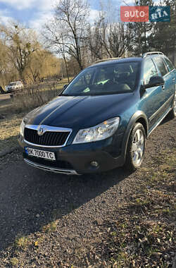 Універсал Skoda Octavia Scout 2012 в 