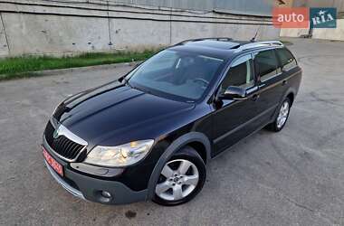 Універсал Skoda Octavia Scout 2010 в 