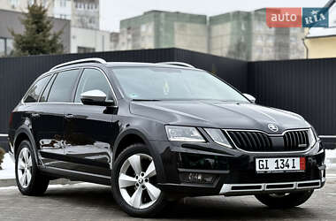 Універсал Skoda Octavia Scout 2019 в 