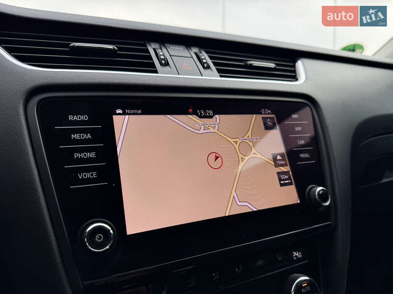 Універсал Skoda Octavia Scout 2019 в Луцьку