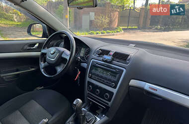 Универсал Skoda Octavia Scout 2011 в 