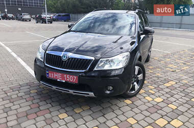 Універсал Skoda Octavia Scout 2013 в Луцьку