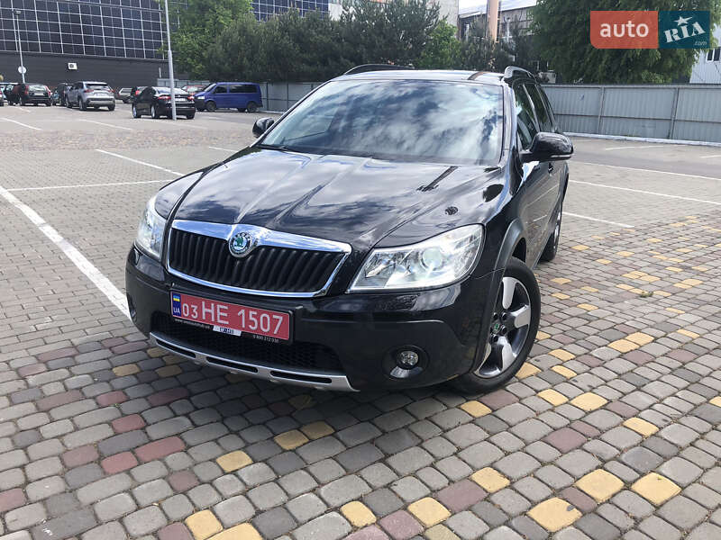 Універсал Skoda Octavia Scout 2013 в 