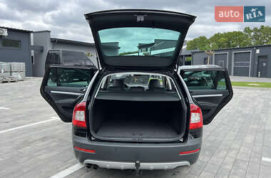 Універсал Skoda Octavia Scout 2010 в 