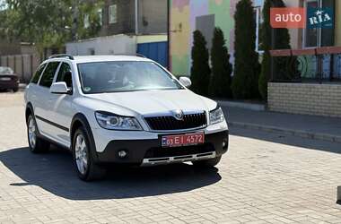 Универсал Skoda Octavia Scout 2012 в 
