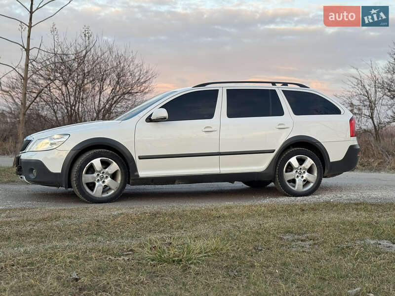 Універсал Skoda Octavia Scout 2010 в Кременці