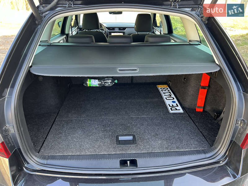 Універсал Skoda Octavia Scout 2018 в Луцьку