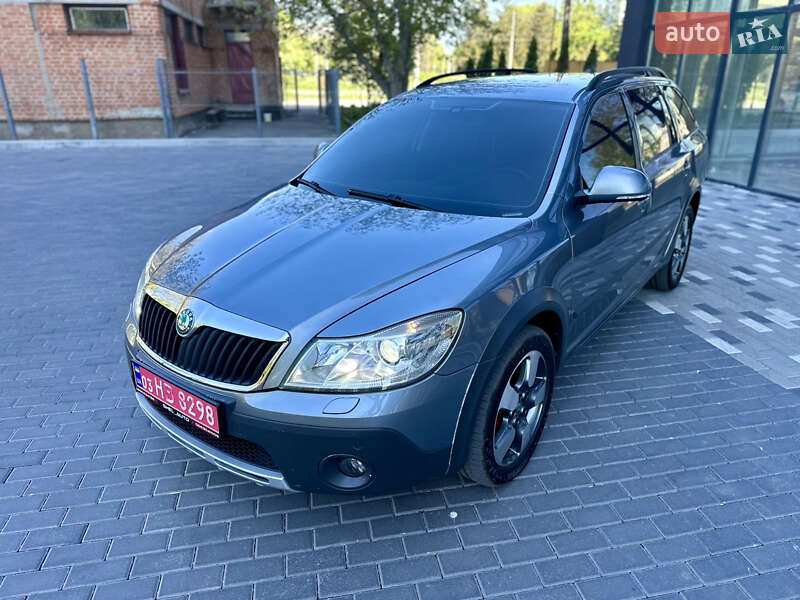 Універсал Skoda Octavia Scout 2013 в Полтаві