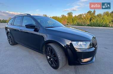 Універсал Skoda Octavia Scout 2016 в 