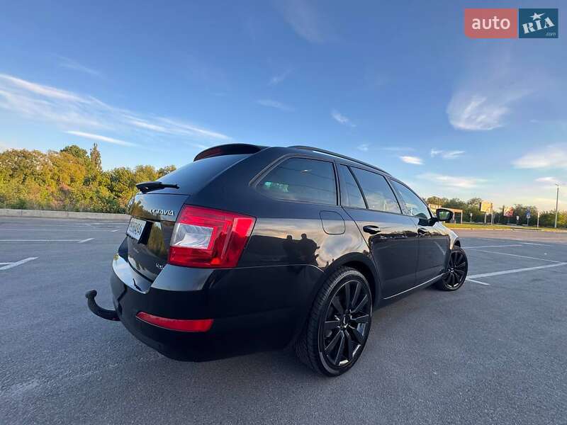 Універсал Skoda Octavia Scout 2016 в Бучі