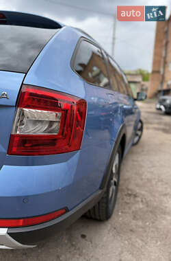 Универсал Skoda Octavia Scout 2015 в 