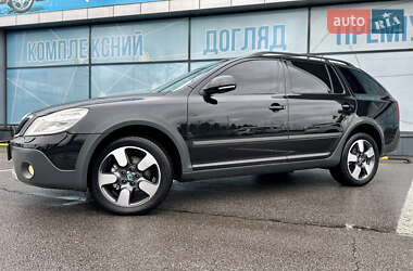 Універсал Skoda Octavia Scout 2011 в 