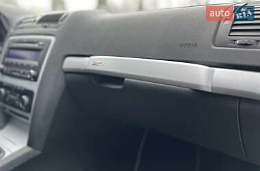 Універсал Skoda Octavia Scout 2011 в 