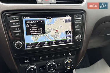 Универсал Skoda Octavia Scout 2015 в 