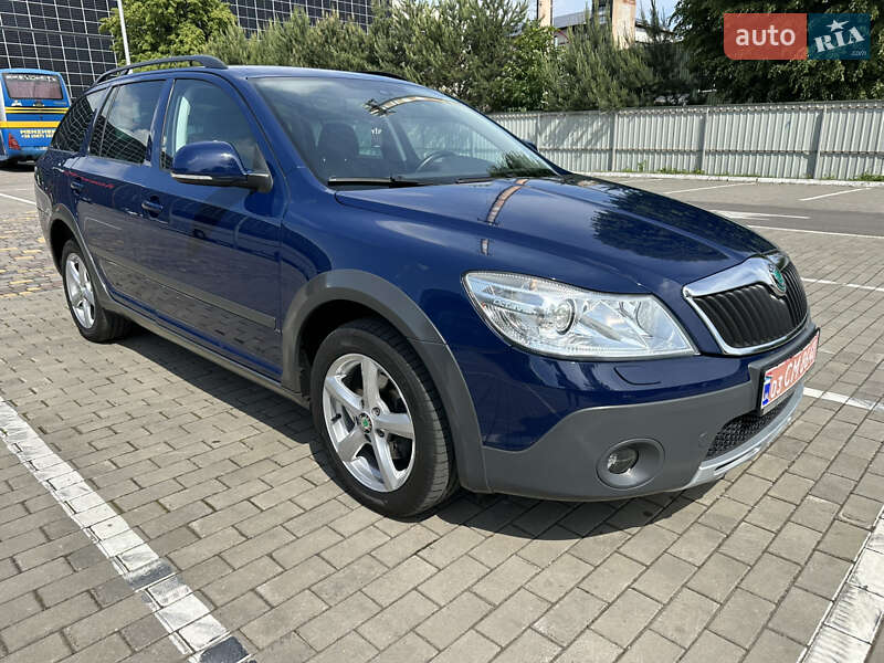 Универсал Skoda Octavia Scout 2011 в 