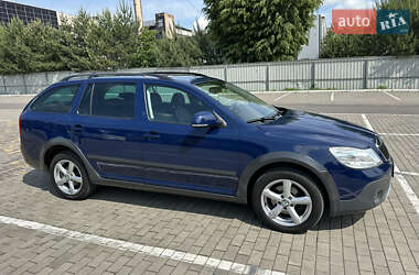 Универсал Skoda Octavia Scout 2011 в 