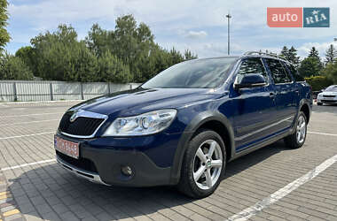 Универсал Skoda Octavia Scout 2011 в 