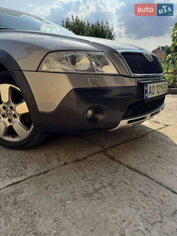 Універсал Skoda Octavia Scout 2009 в Ужгороді