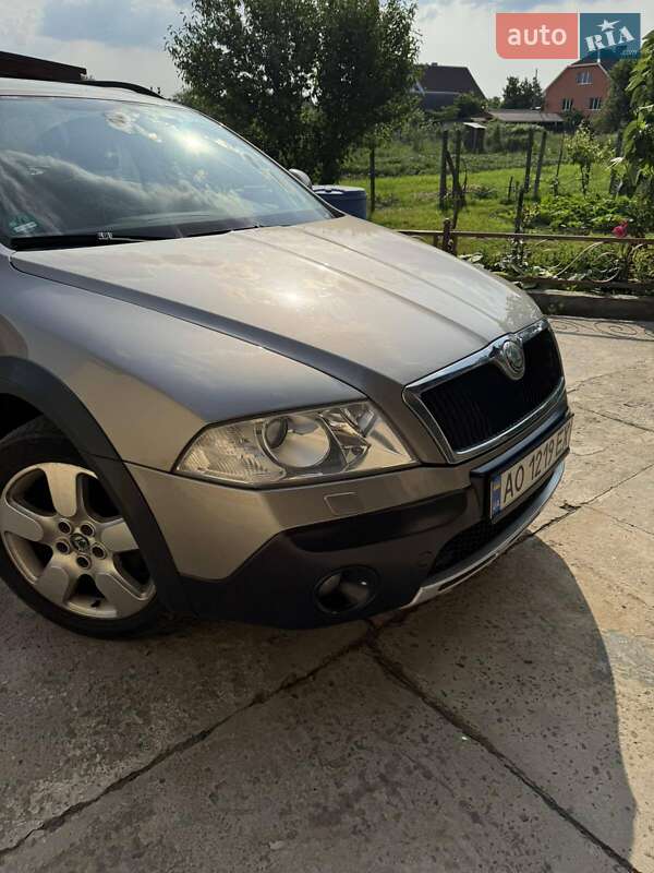 Універсал Skoda Octavia Scout 2009 в Ужгороді