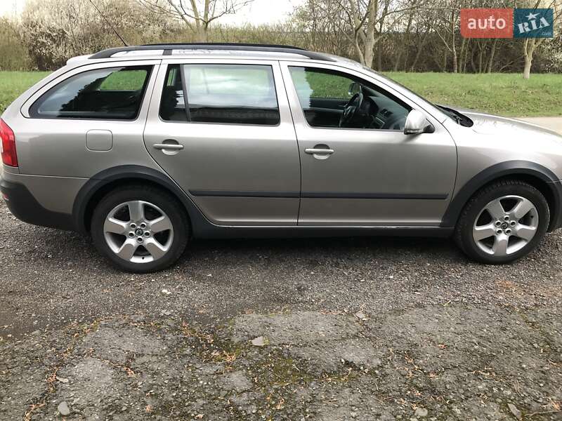 Універсал Skoda Octavia Scout 2009 в Ужгороді