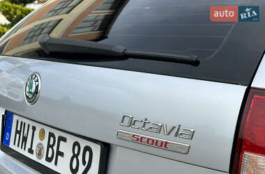 Универсал Skoda Octavia Scout 2012 в 