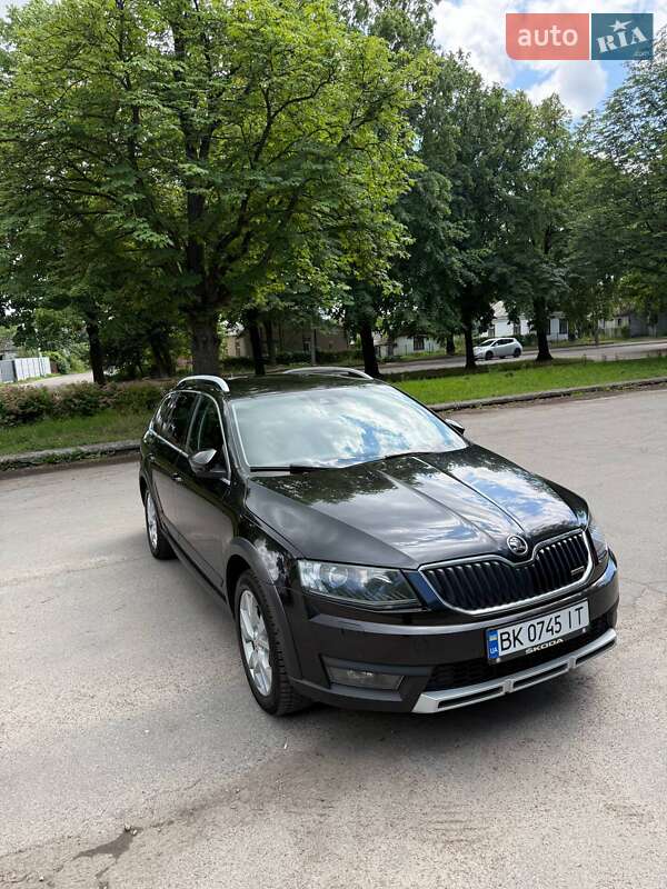 Skoda Octavia Scout 2015 Skoda Octavia Scout 2015