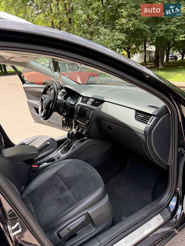 Універсал Skoda Octavia Scout 2015 в Рівному