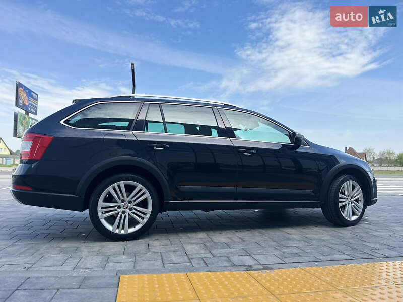 Skoda Octavia Scout 2016