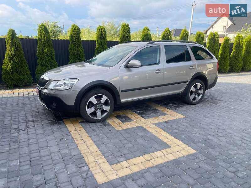Универсал Skoda Octavia Scout 2011 в Любомле